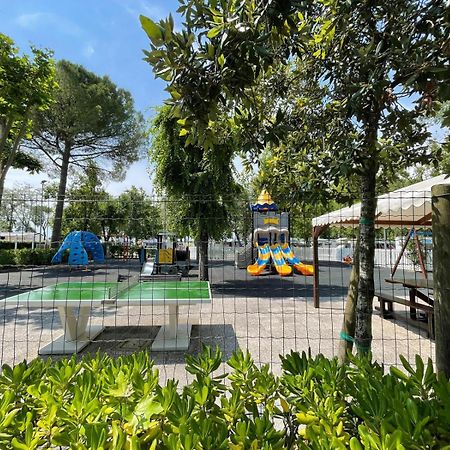 Happy Camp Mobile Homes In Camping Laguna Village Caorle Exterior foto
