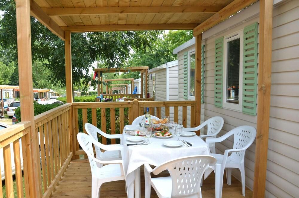 Happy Camp Mobile Homes In Camping Laguna Village Caorle Exterior foto