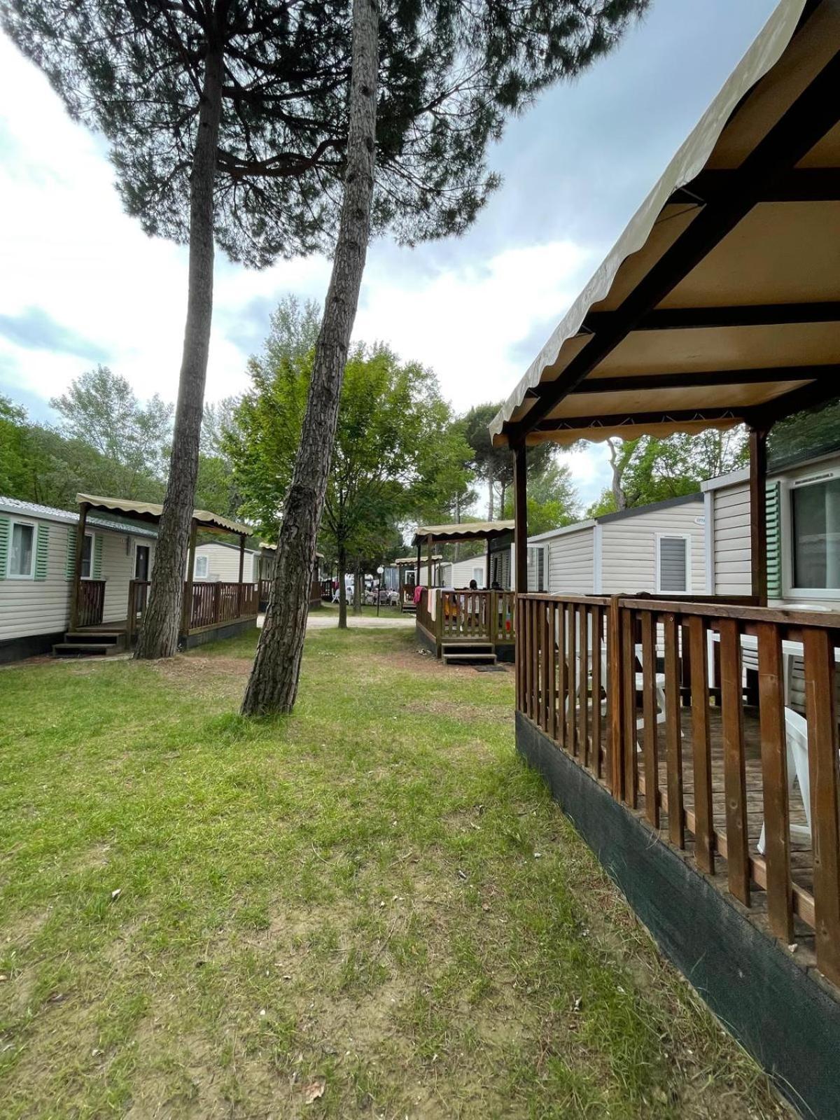 Happy Camp Mobile Homes In Camping Laguna Village Caorle Exterior foto