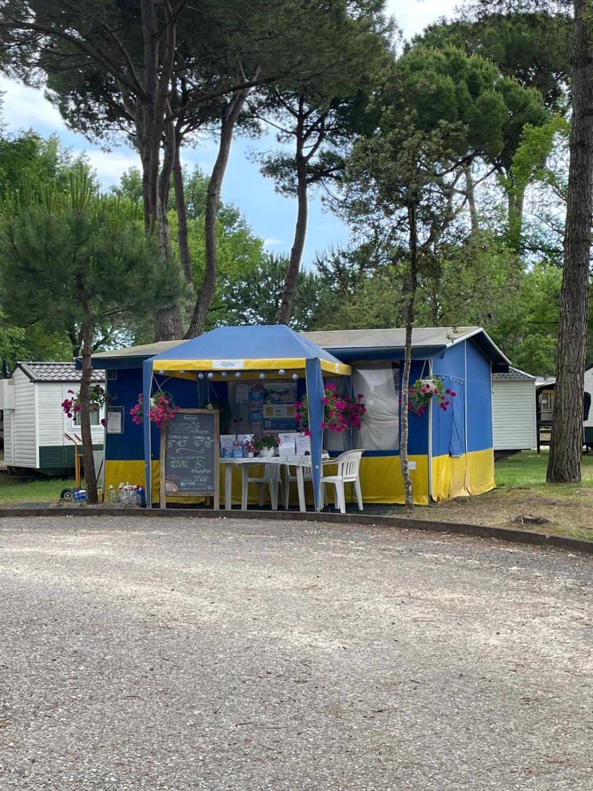 Happy Camp Mobile Homes In Camping Laguna Village Caorle Exterior foto