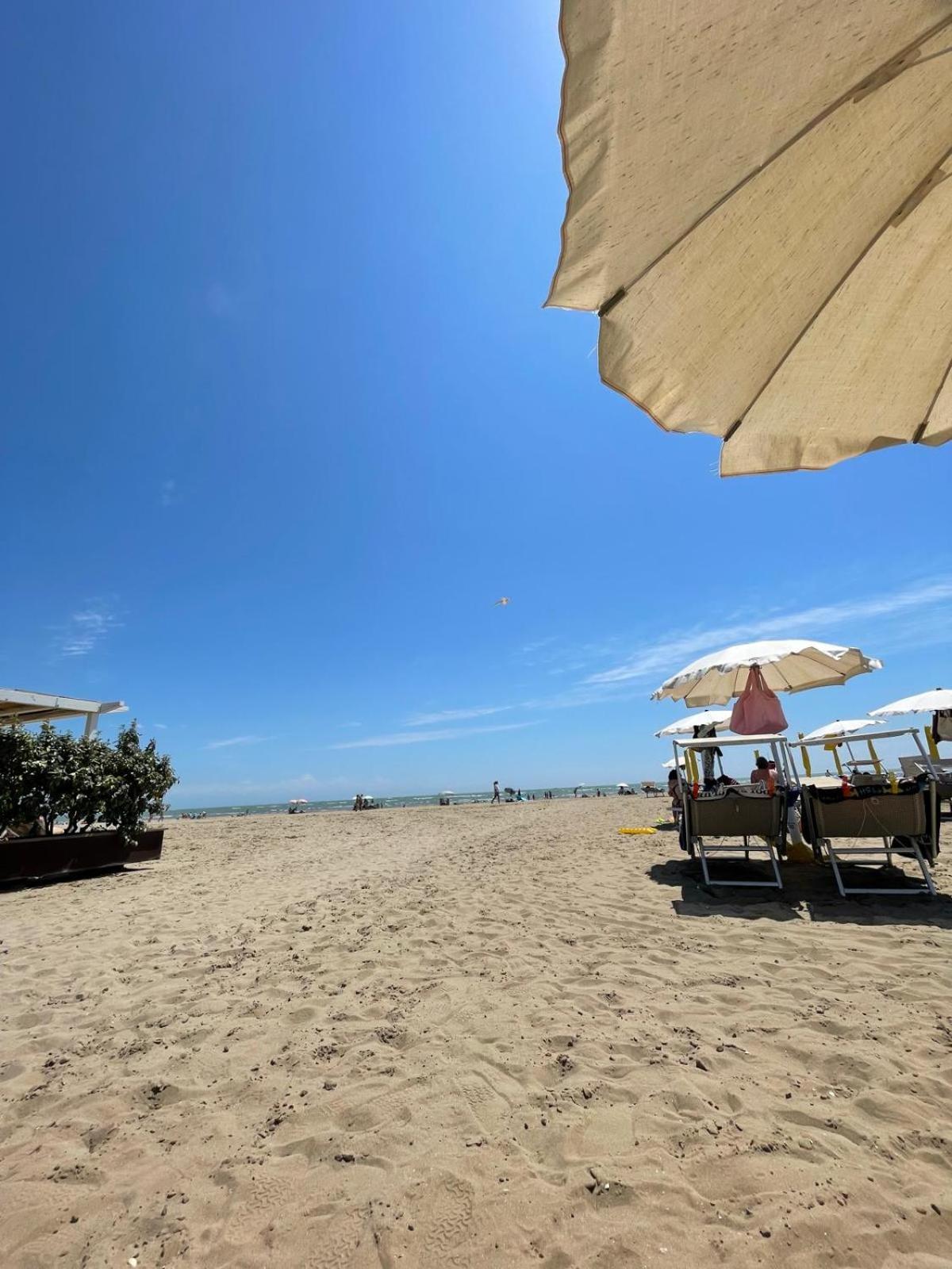 Happy Camp Mobile Homes In Camping Laguna Village Caorle Exterior foto